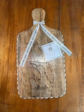 Mary Square Florida Wood Serving Board - Natural Wood